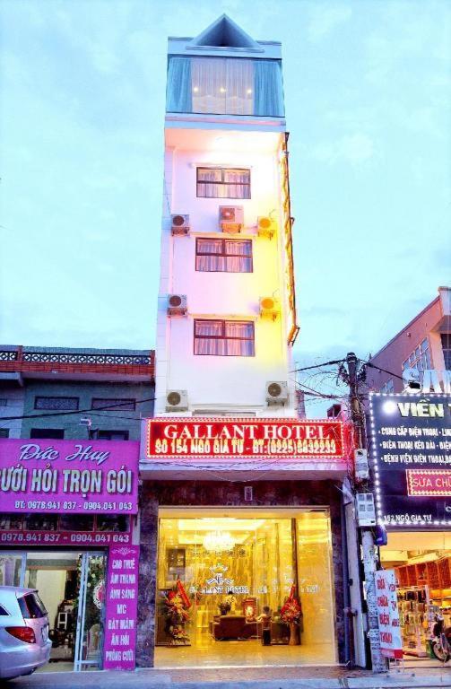 Gallant Hotel - 154 Ngo Gia Tu Хайфонг Екстериор снимка